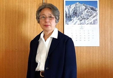 三枝令子