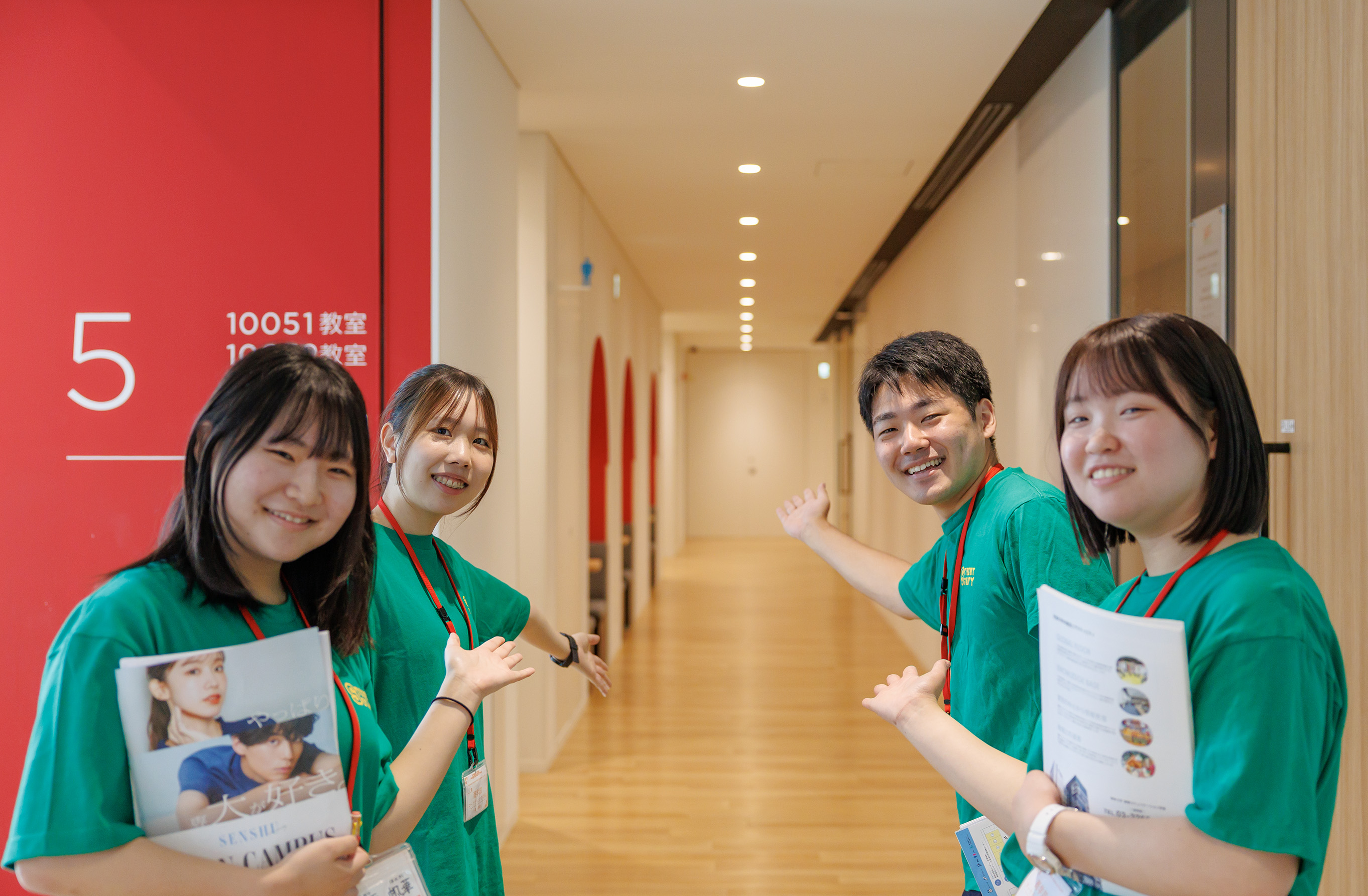 大人気のキャンパスツアー! 2025OC学生スタッフ