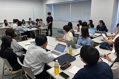 ゼミナール紹介-経営学部-青木章通03