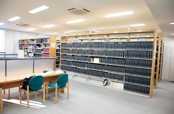 専修大学図書館法科大学院分館