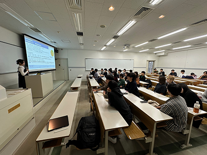 ゼミナール紹介-経済学部-金-榮愨01