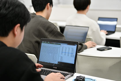 ゼミナール紹介_商学部_尾木研三ゼミ02