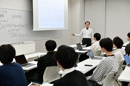 ゼミナール紹介_商学部_尾木研三ゼミ01