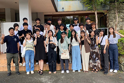 ゼミナール紹介_経営学部_石崎徹ゼミ_02