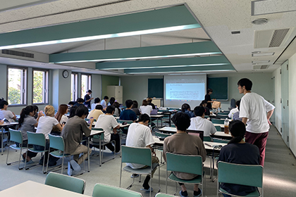 ゼミナール紹介-文学部-檜垣立哉01