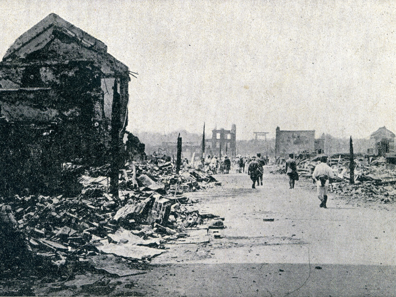 絵葉書（九段下付近、関東大震災）