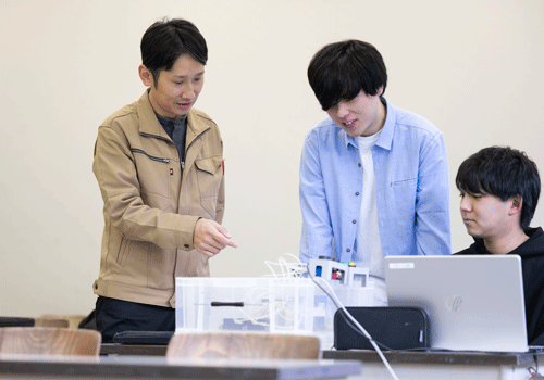 高橋智