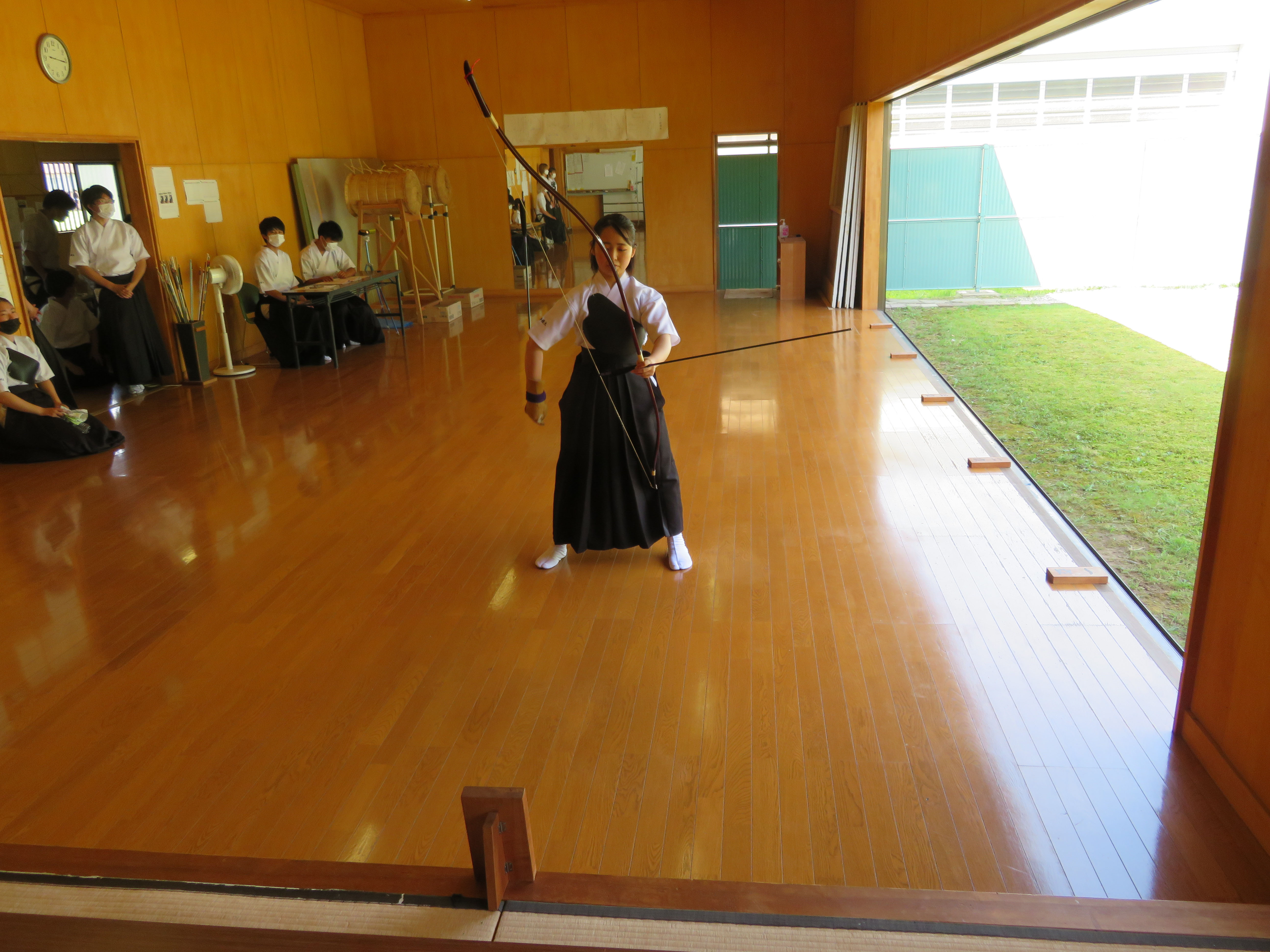 石巻専修大学弓道部03