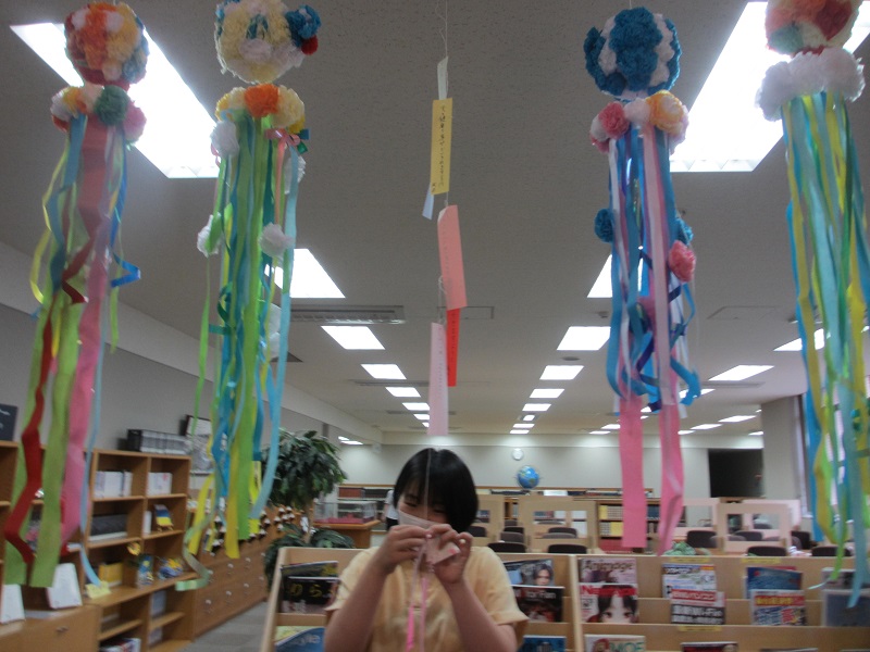 女学生作業