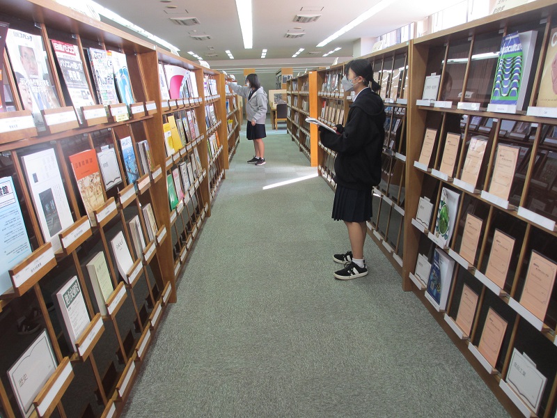 雑誌作業