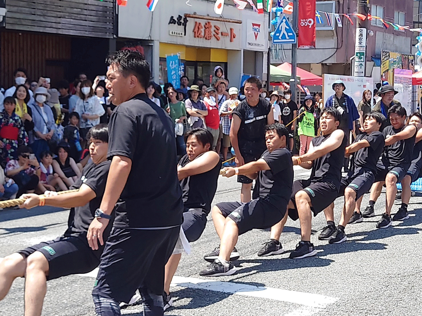 綱引き4