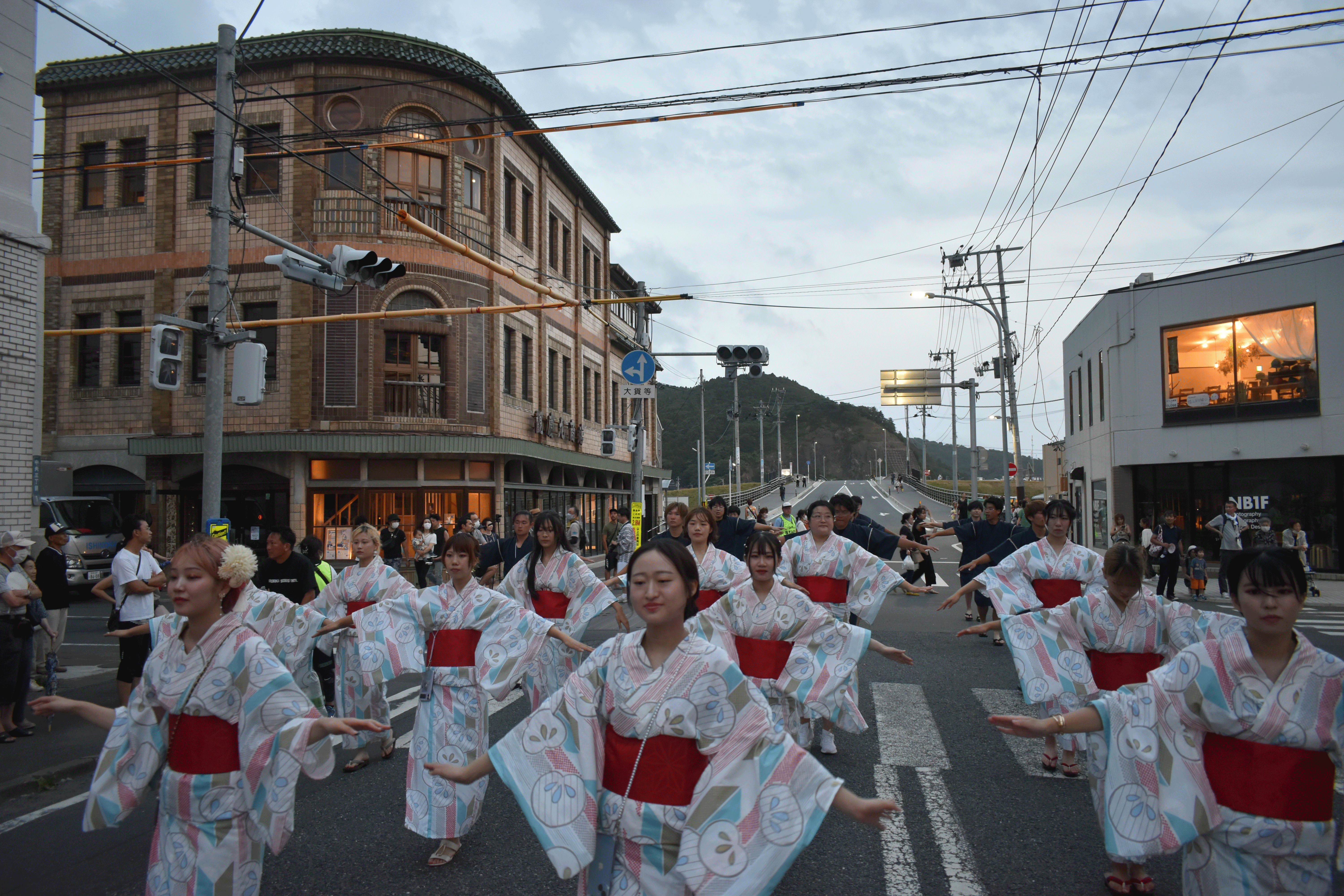 大漁踊り2