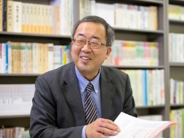 ▲編集委員を務めた横江特任教授