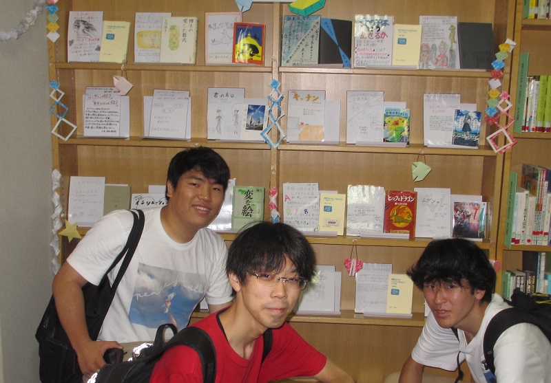 Lib_20240716HCのPOP展示-2