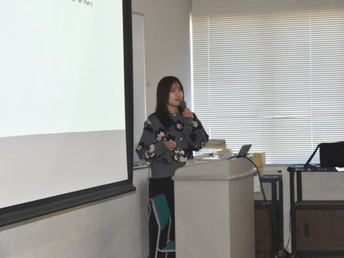 渡邉さん卒研発表①