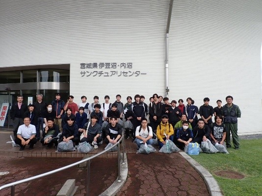 BI①