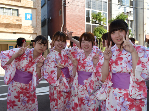 川開き祭り（大漁踊り）_02