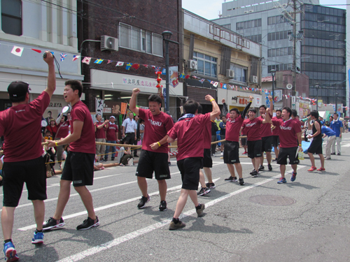 川開き祭り（大綱引き）_02