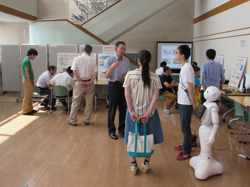 【オープンキャンパス】情報電子工学科研究室公開