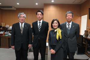 温州大学から帰国した交換留学生が石巻市長を表敬訪問2