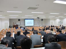 「太陽光発電システム導入に関する勉強会」が開催されました01
