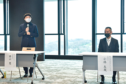 20210302アントプレナー03決意を語った井口さん。右は小林さん