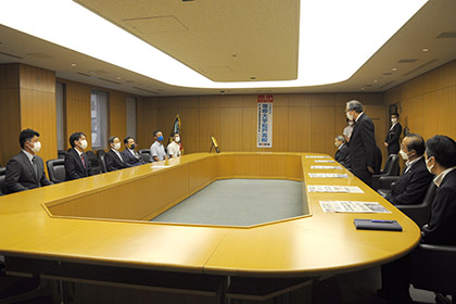 20210731専大松戸表敬訪問05