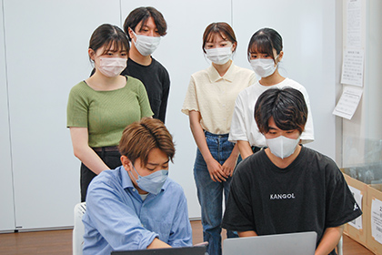20220728経済学部・飯沼健子ゼミ_生田キャンパスから研究発表を配信した01