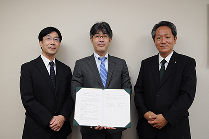 20220810日本語学科が森村学園国際交流・多言語教育センターと覚書を締結01