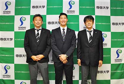 菊地指名あいさつ 球団関係者