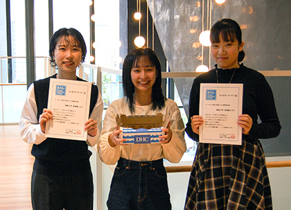 20221124Sカレ_Sカレで部門別1位を獲得した奥瀬ゼミの3人