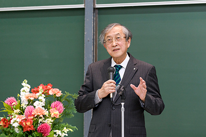 20221123教育学会-日髙総長による記念講演