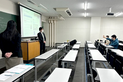 20221212法学部法教育プロジェクト_少年事件の報道規制について考える学生たち