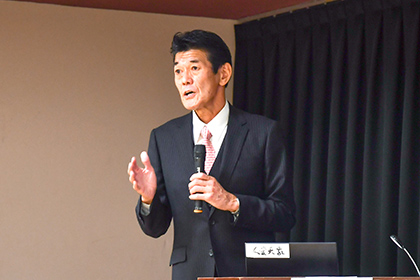 20221215狛江市スポーツ講演会_金栗四三の足跡を熱く語った佐竹教授