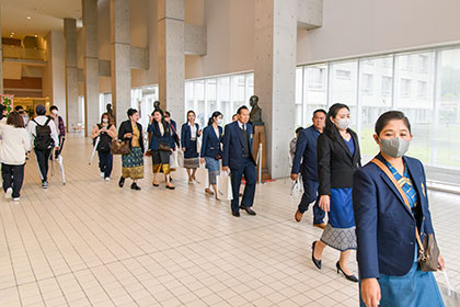 20230509ラオス私立教育協会訪問団が来学07
