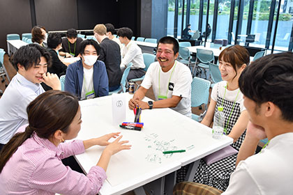 20230630経営学部卒業生の集い_TOPICS05