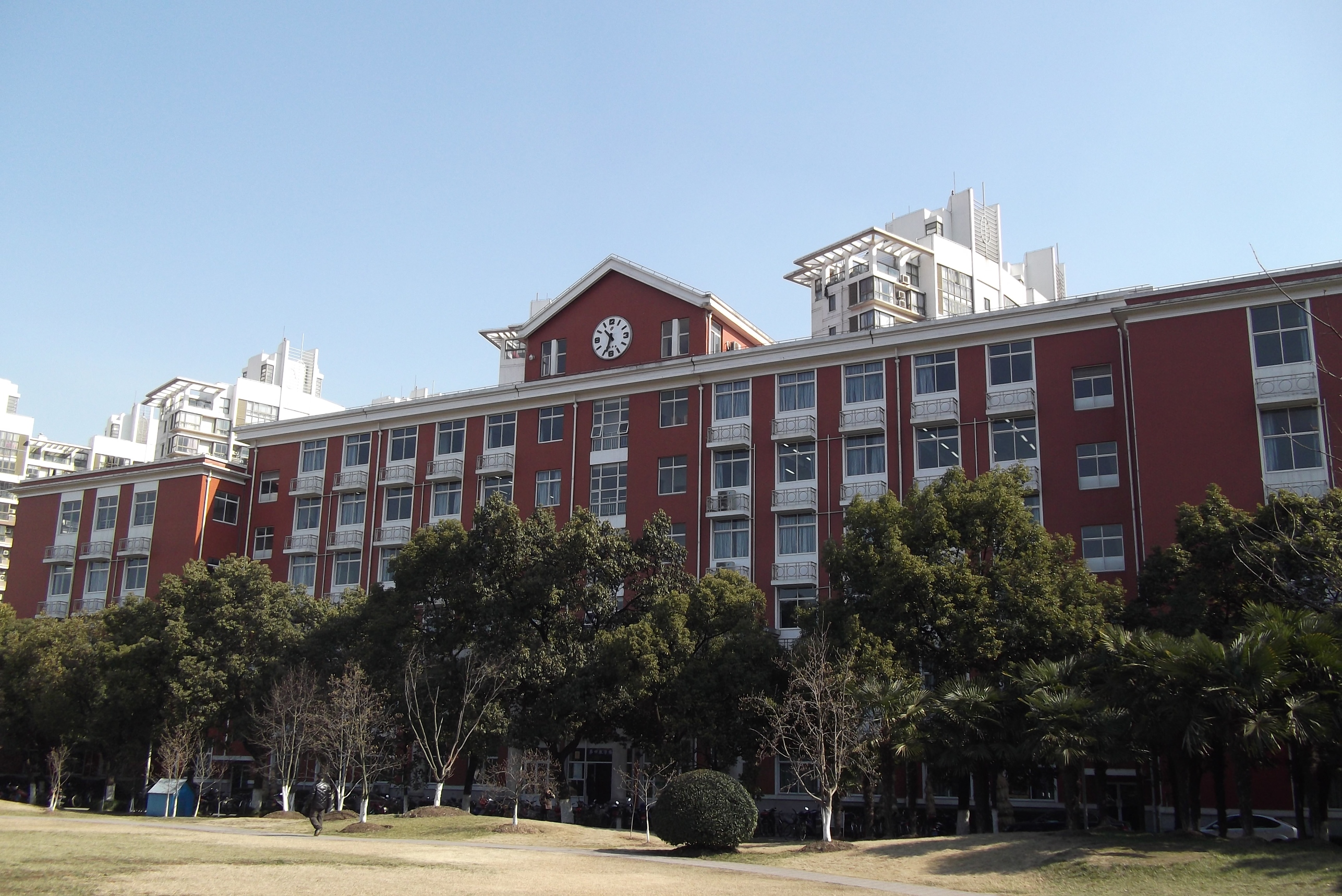 08.上海大学