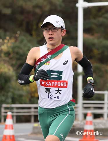 R7復路 8区犬塚