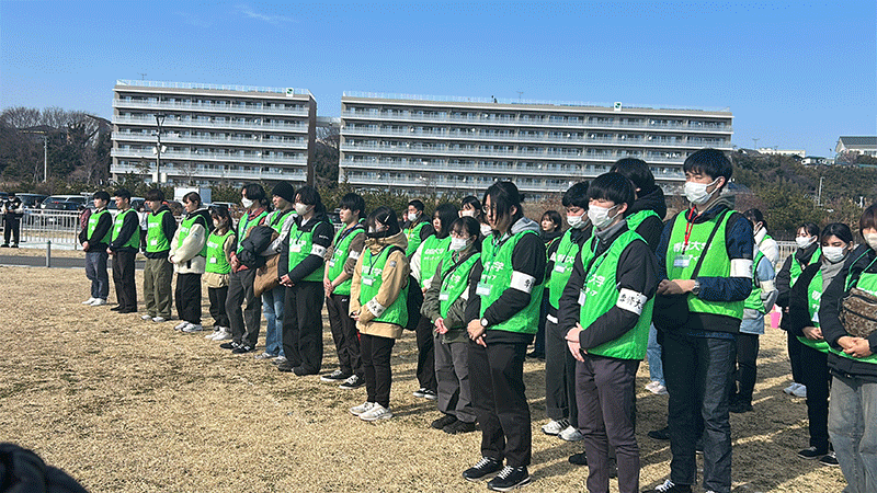 SKV、SIV 石巻で合同合宿 追悼行事でボランティア活動 | 専修大学