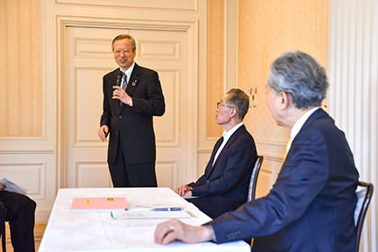 20250730鳩山元首相と専大生が語る_04