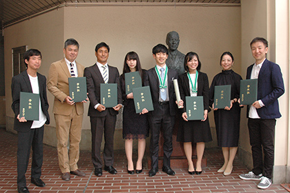 20200322学位記授与神田03